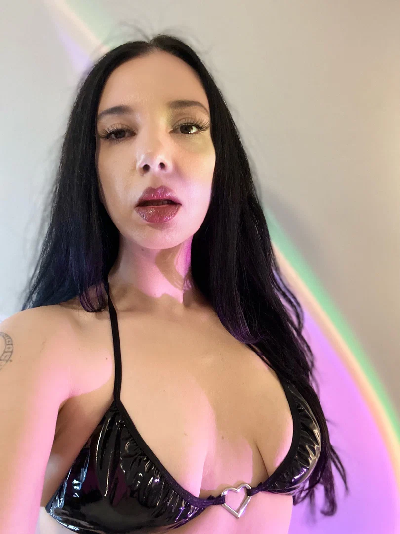 Goddess Vanessa Zaleska profile banner