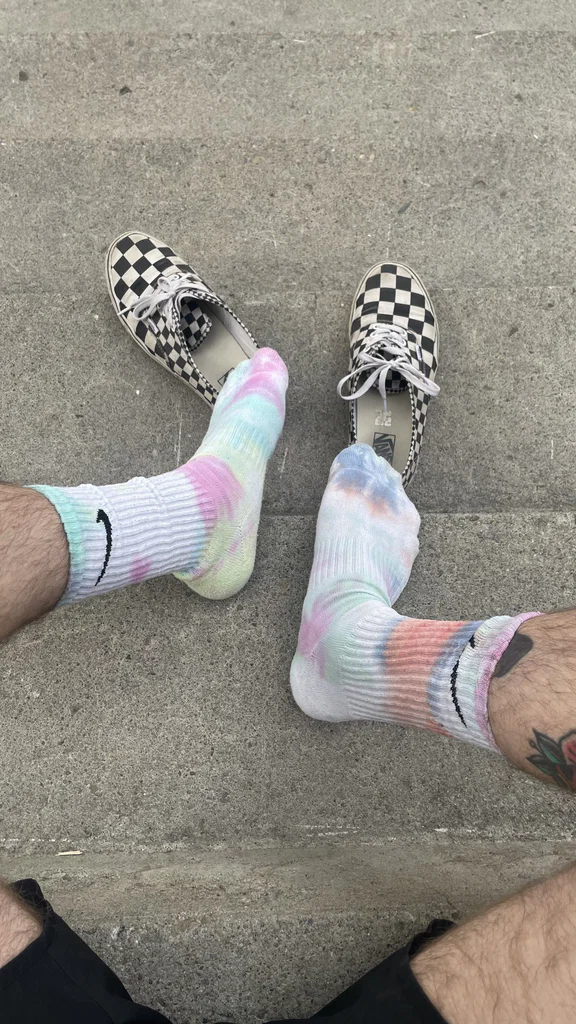 my gay tattooed feet's avatar