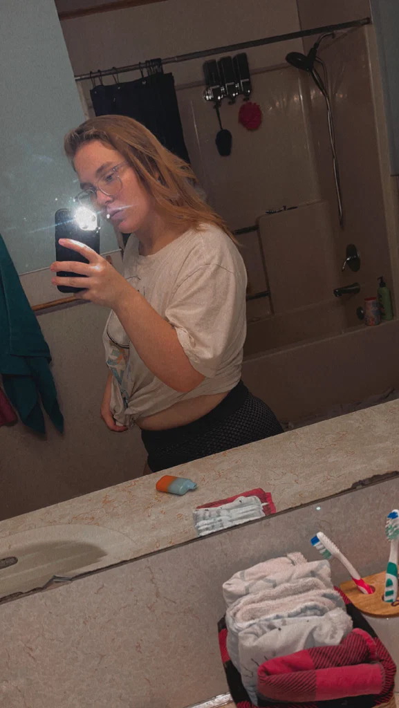 Dezz Marie's avatar