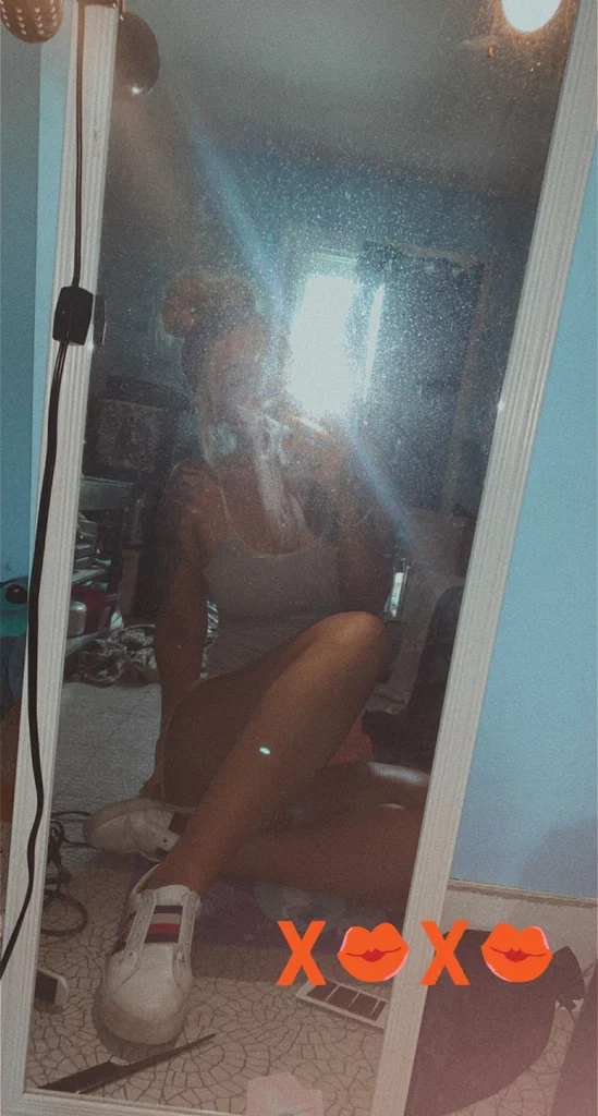 🥰🥰's avatar