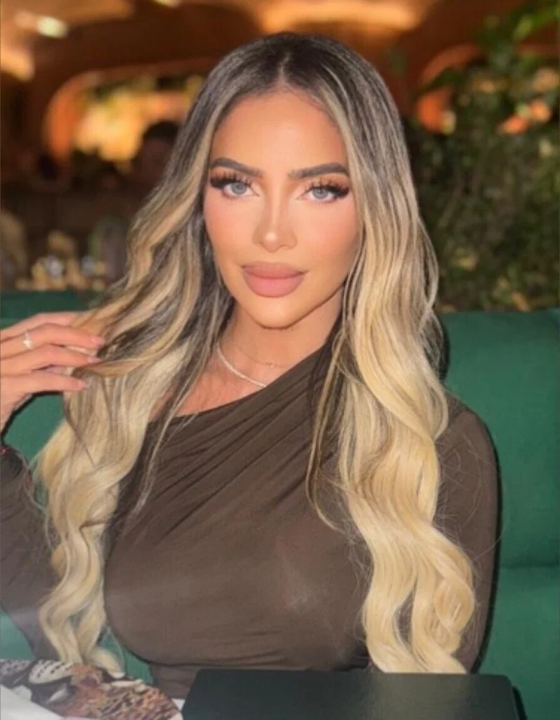 Mia Rivero's avatar