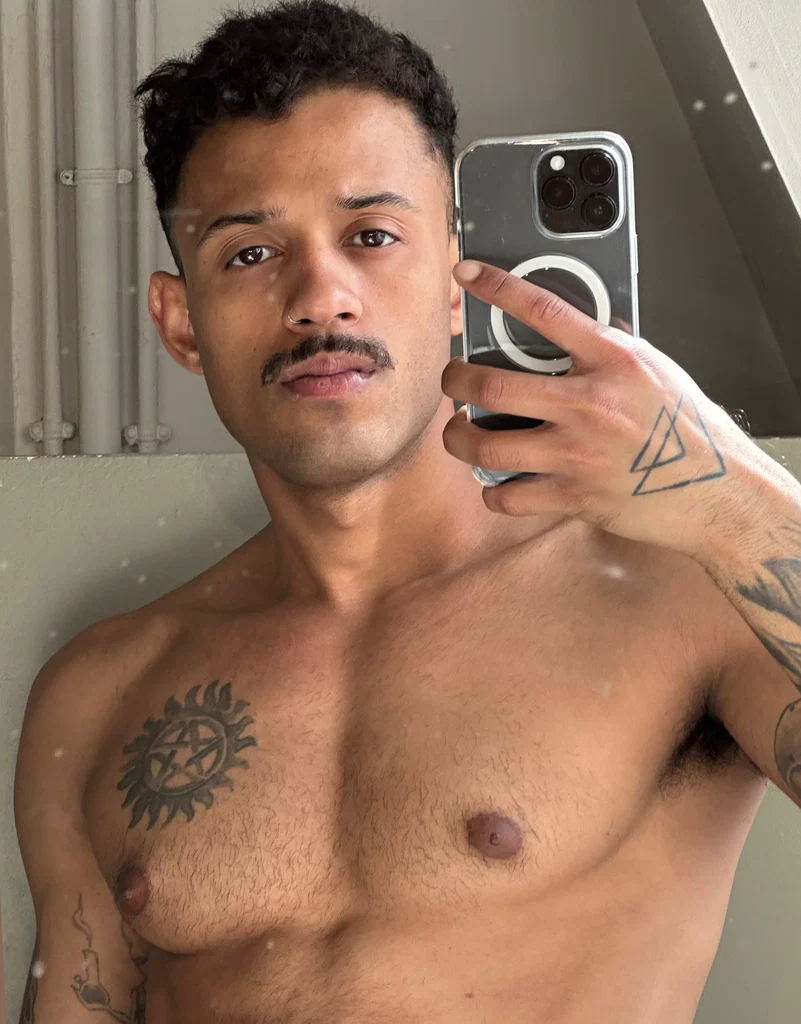 Chris Bueno