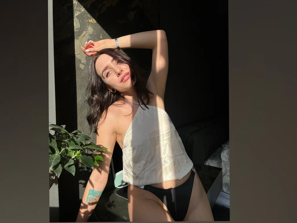 Lilu Miller's avatar
