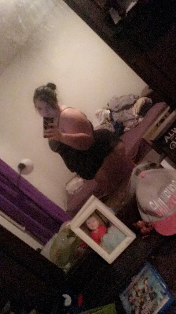 KurvyKayy's avatar