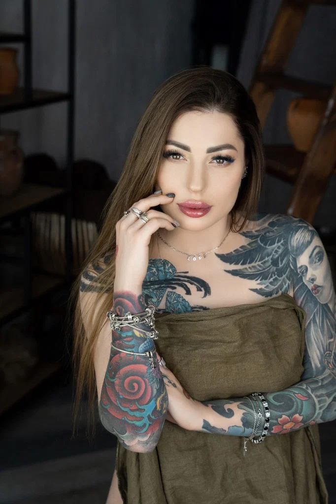 Bella Enne