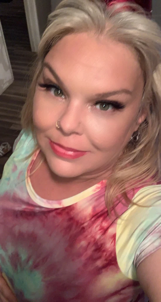 MISS DEE's avatar
