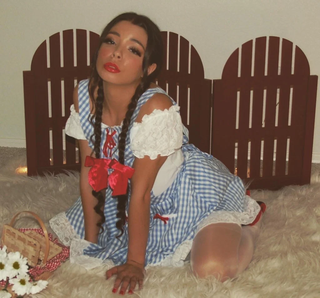 Sierra Rose Stone(d)'s avatar
