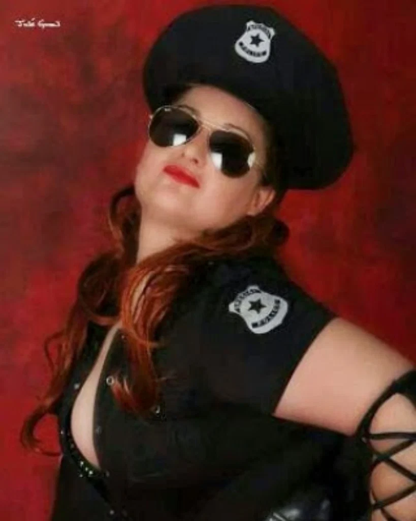 Curvy Girl KATTY's avatar
