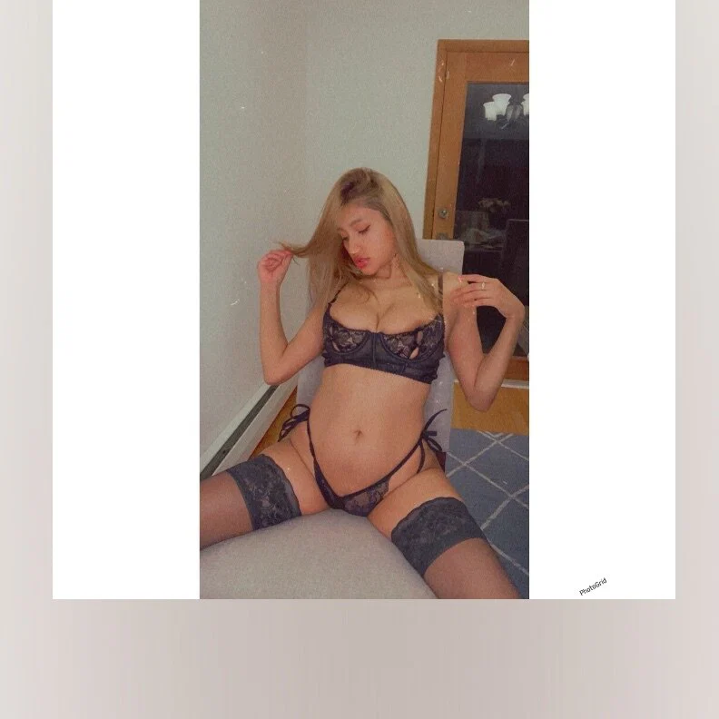 Damaris profile banner