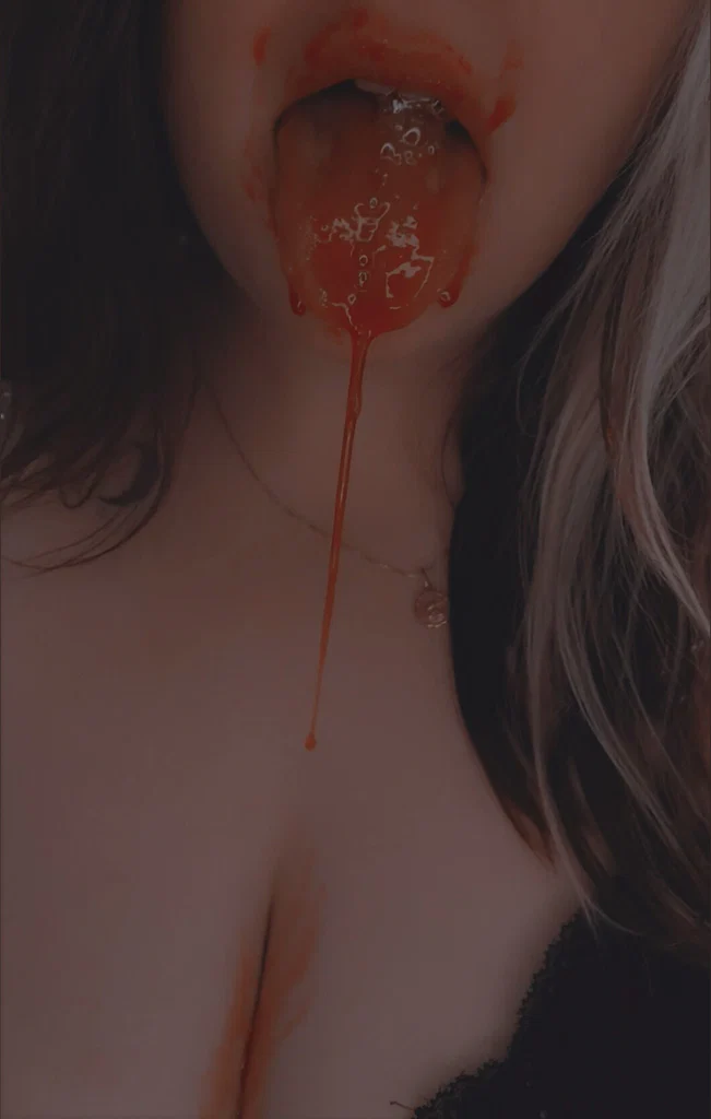 Vixennn's avatar