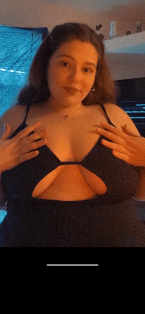 Liz💕🎀🧸's avatar