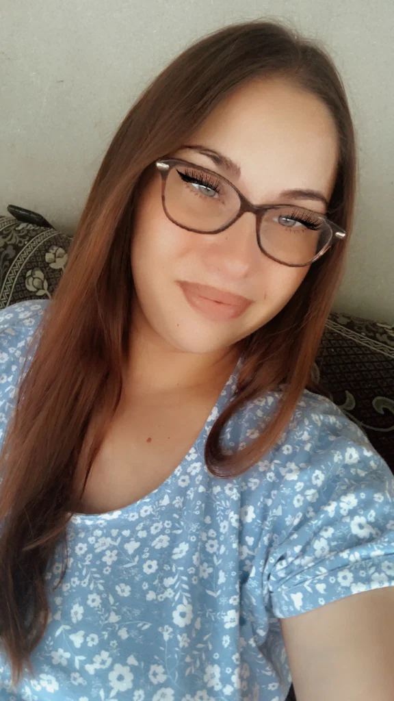 Toader Iulia's avatar