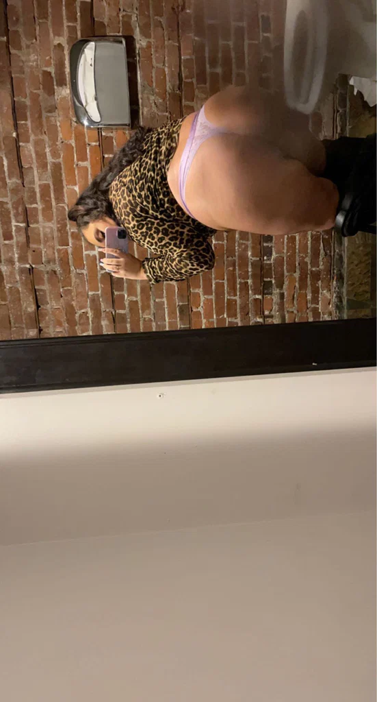 Queenk98's avatar