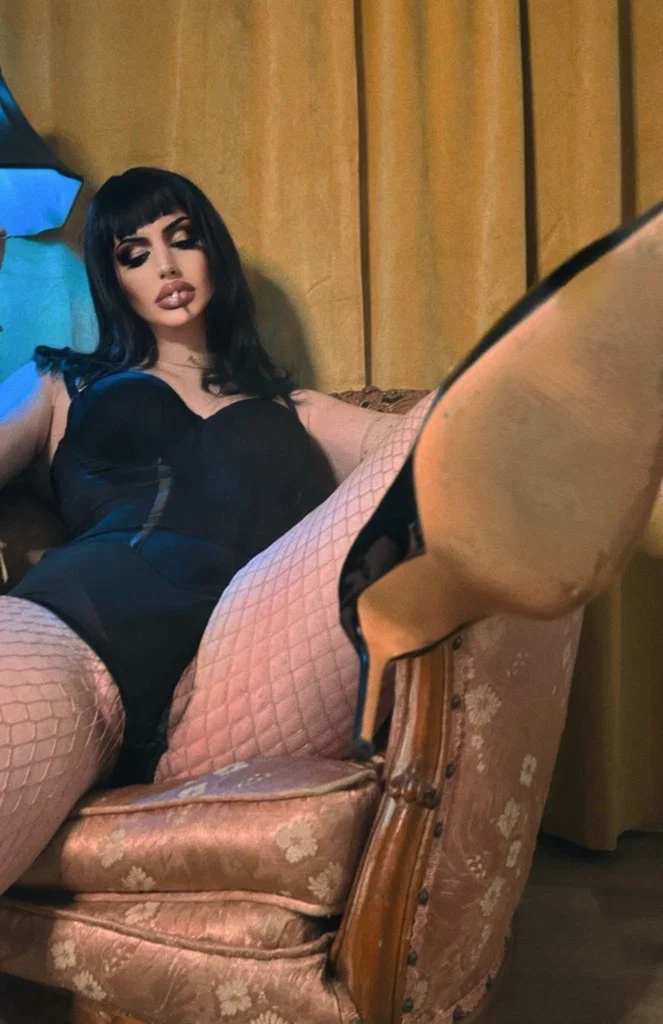 Allysa Étaín's avatar