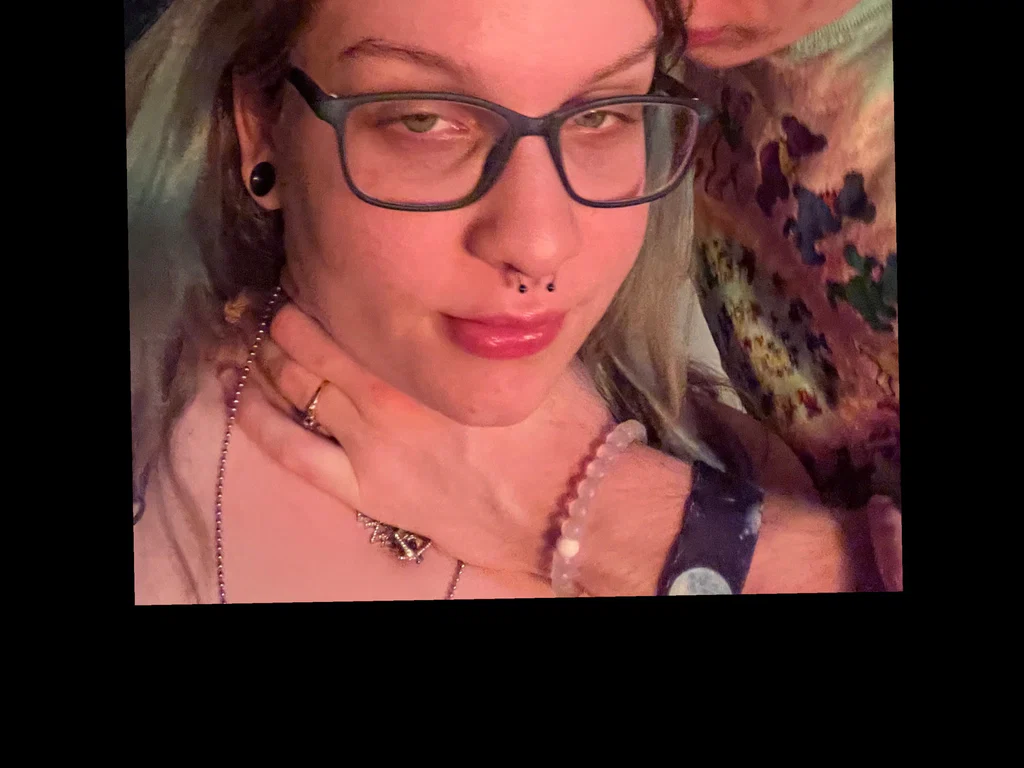 Daddy luvs mommy's avatar