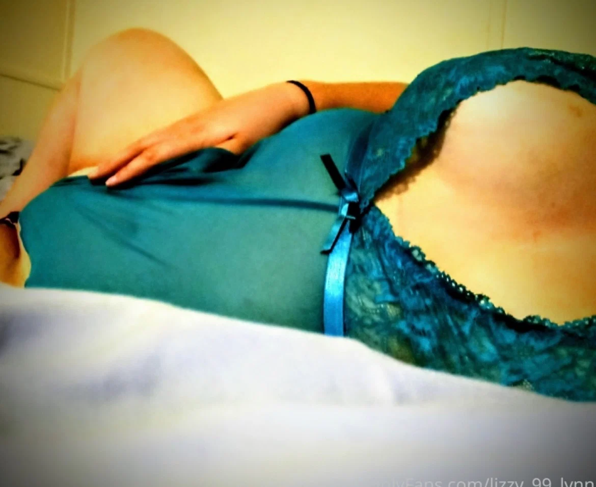 Lizzy Lynn profile banner