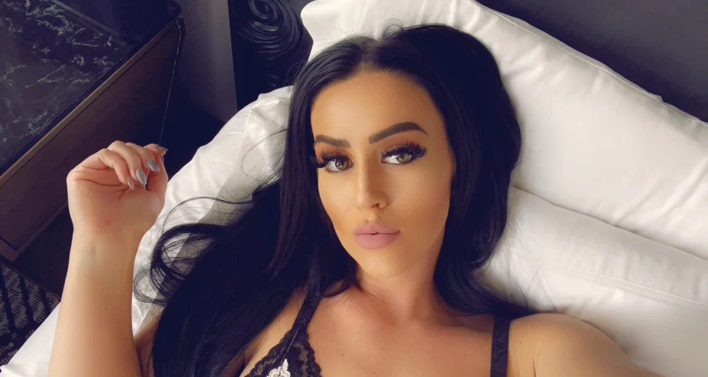 KhloeMasters's avatar