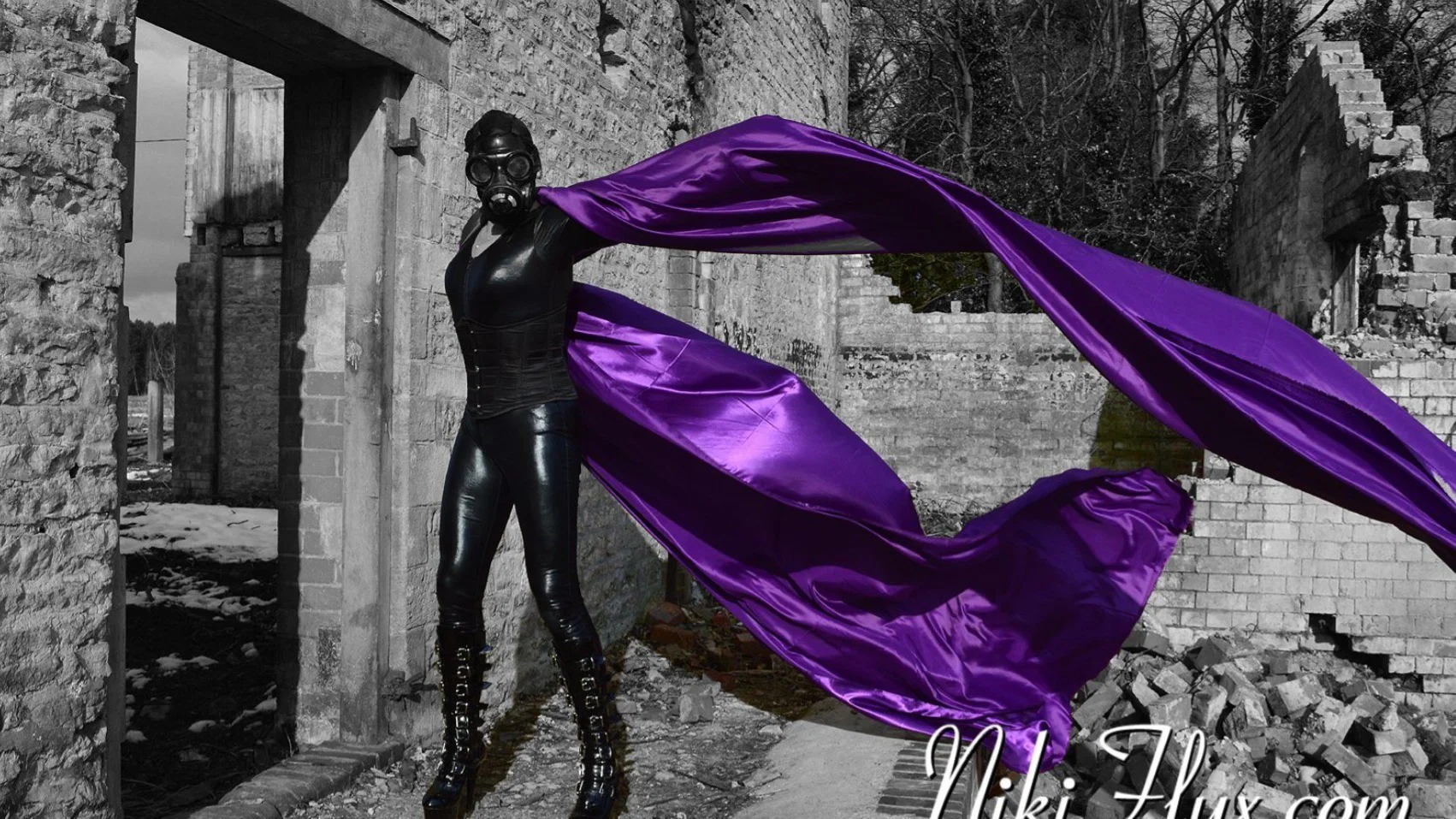 Niki Flux profile banner