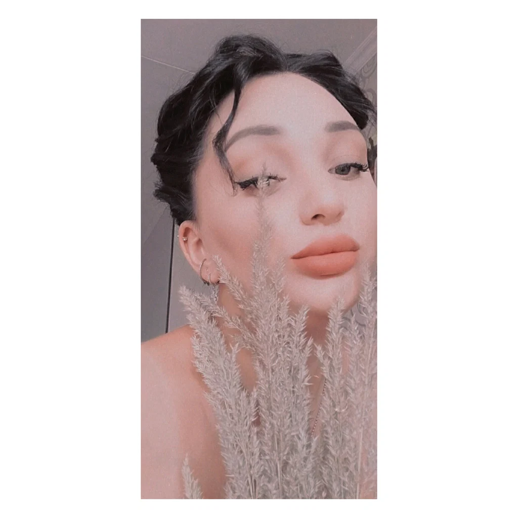 Lana Osi's avatar