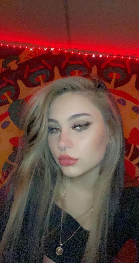 lynn's avatar