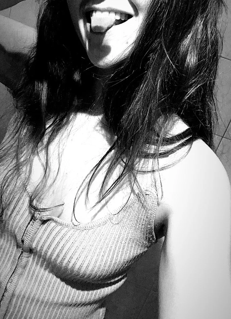 Broken Mirror Girl