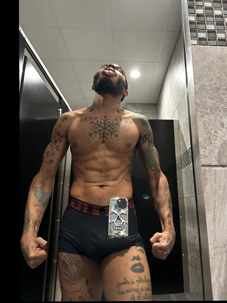 M★R