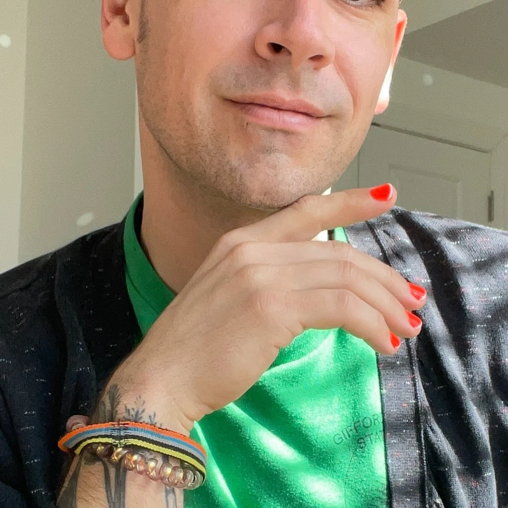 No Bearing  🧭's avatar