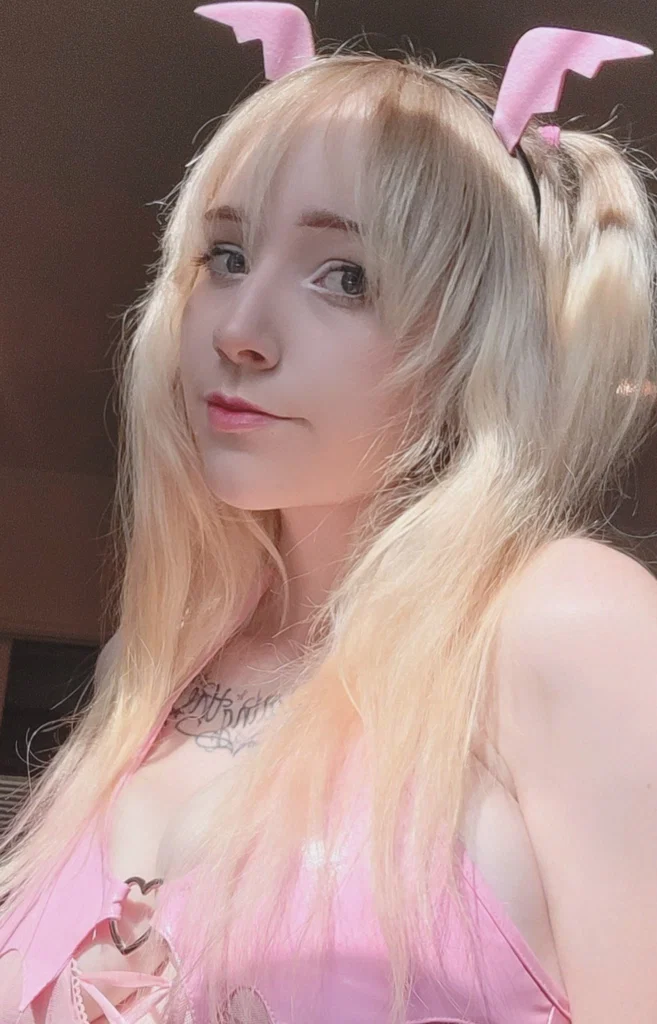 𝓡𝓮𝓲𝓷𝓮 💫's avatar