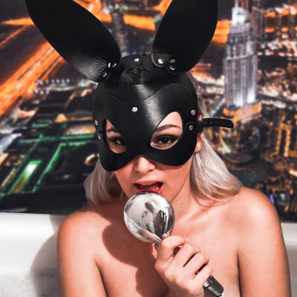 Mia DiArmas's avatar