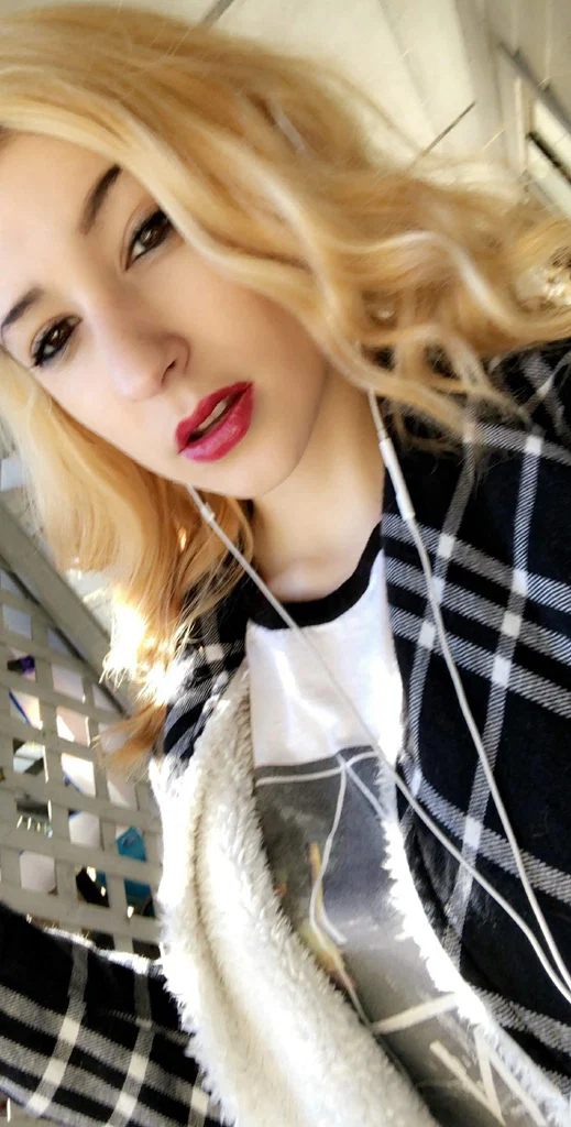 Tori lux's avatar