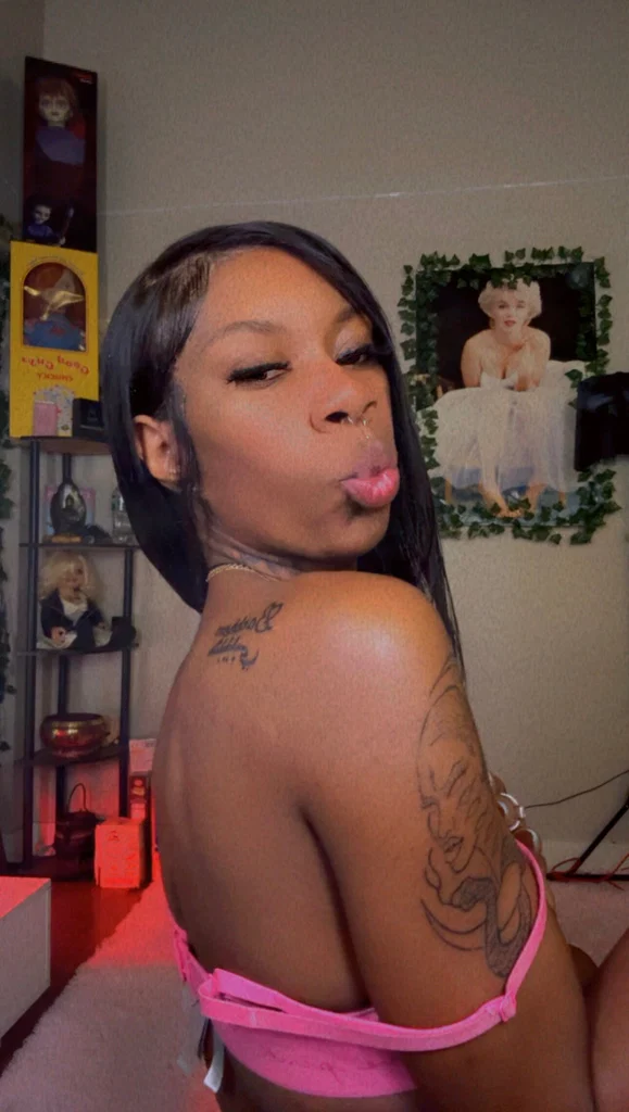 Call Me Her 😘