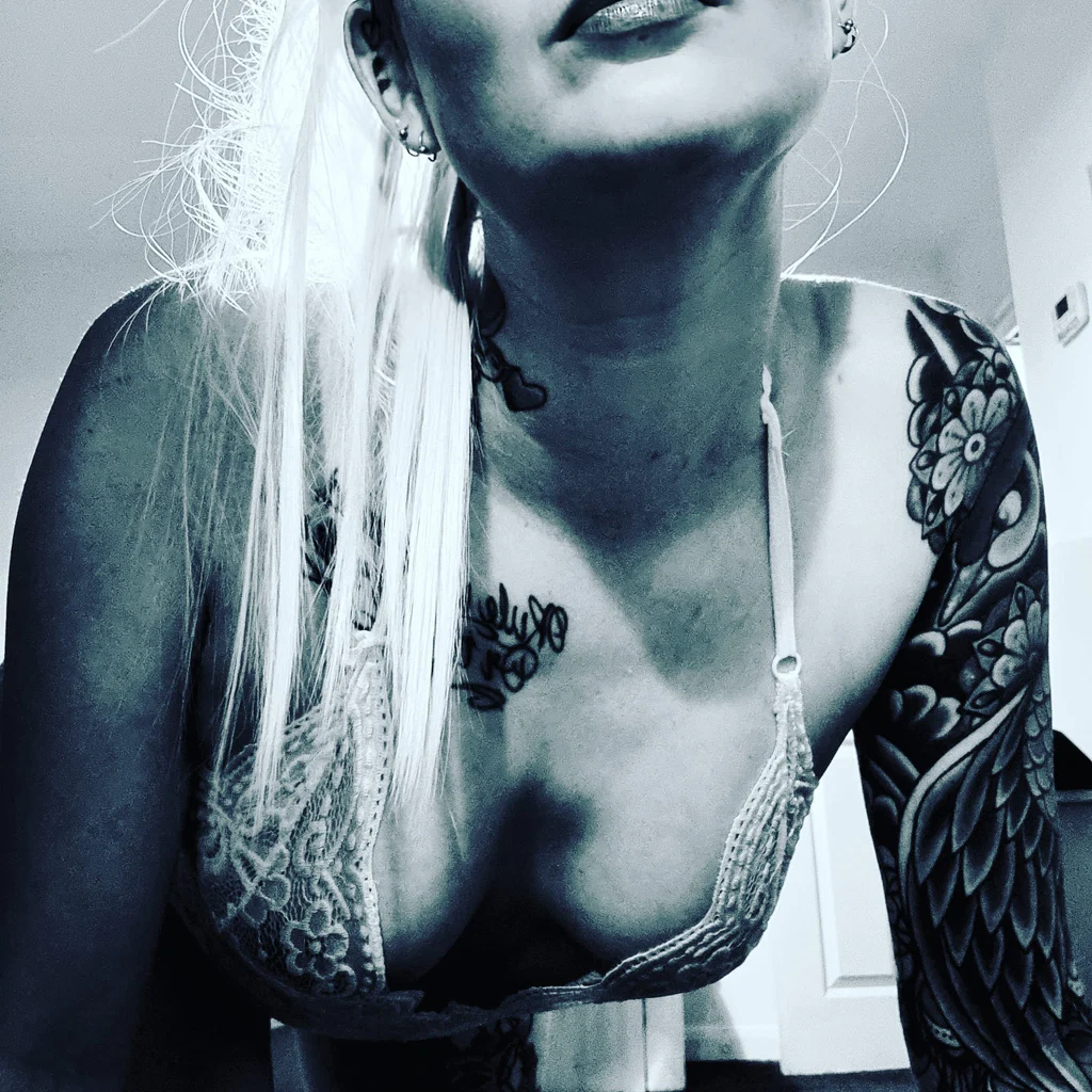Kitty&amp;co's avatar