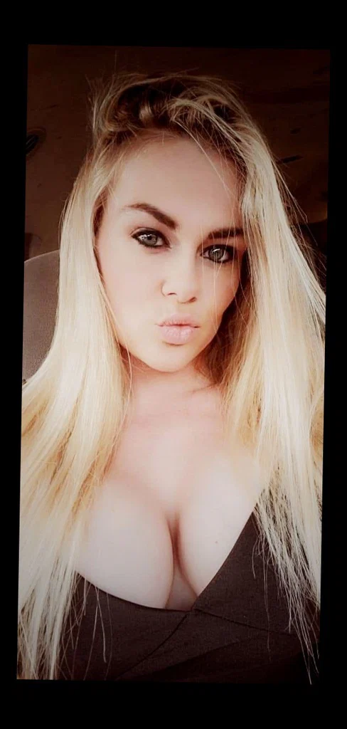 Monica's avatar
