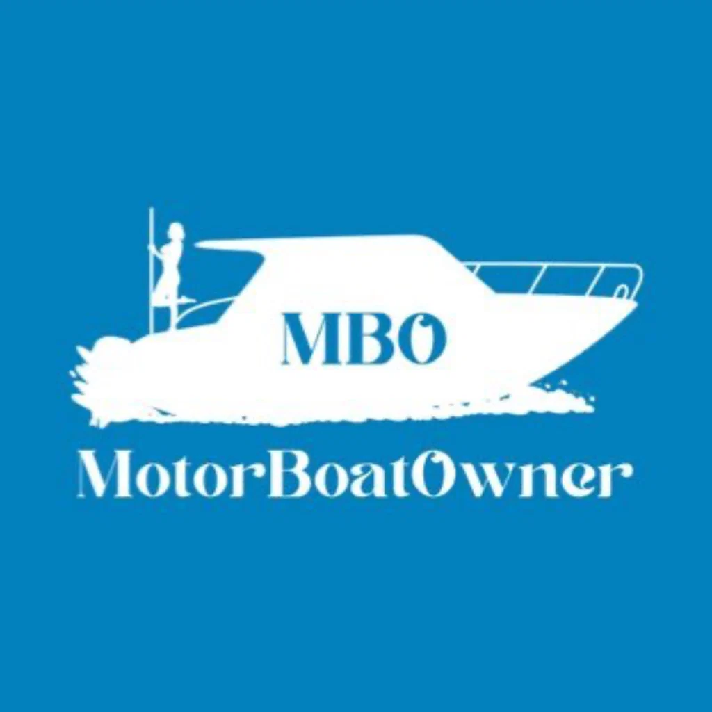 M Boater