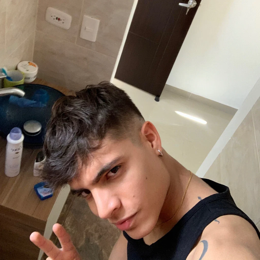 Leonardo Collins