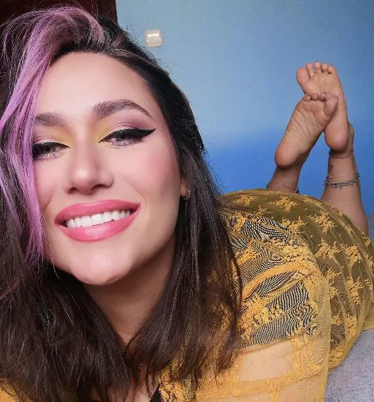 Mica Sandy's avatar