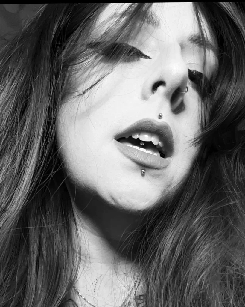 Dyana Moon's avatar