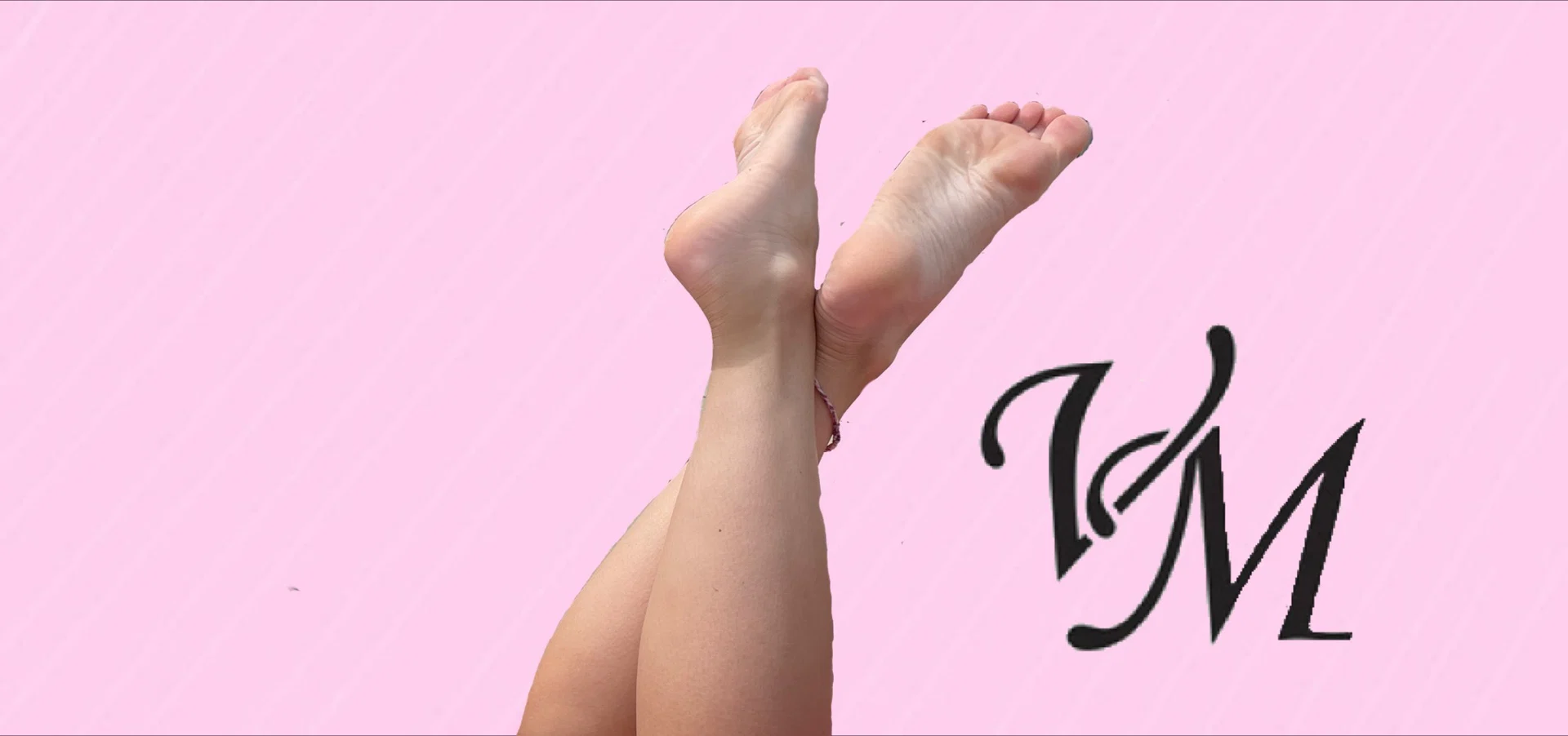 Vanessa Mariano profile banner