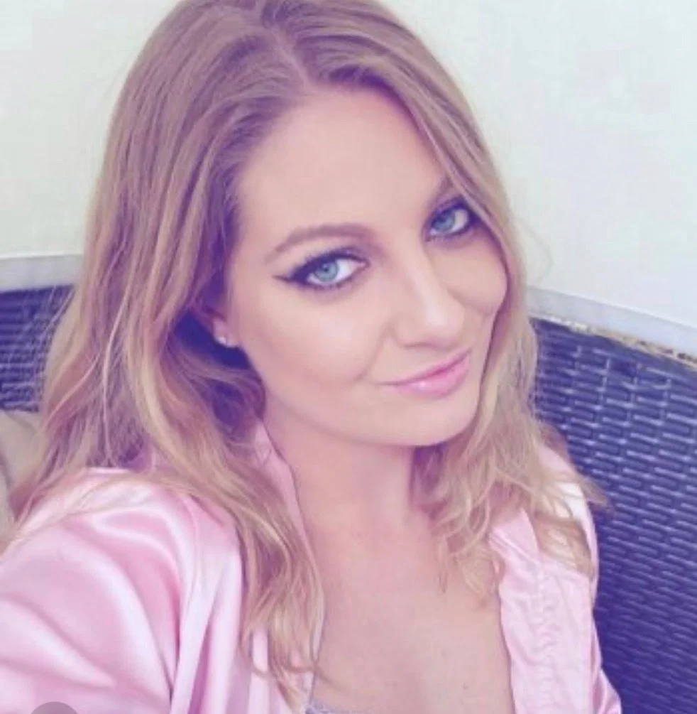 Veronica Weston's avatar