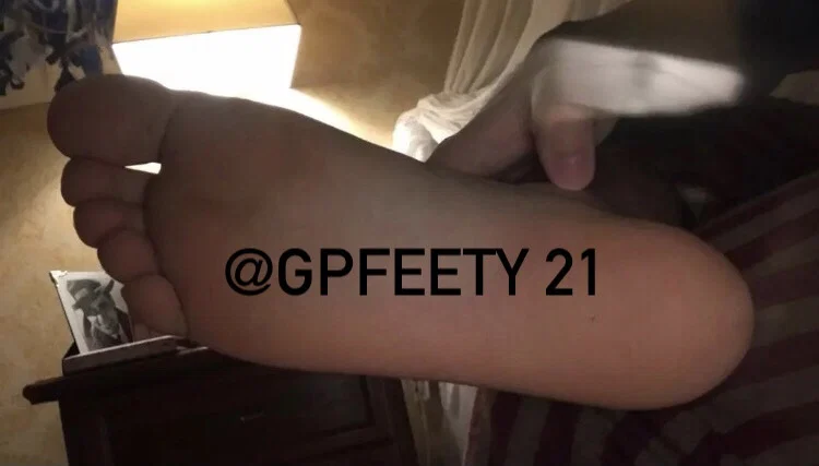 GPFeety21 profile banner