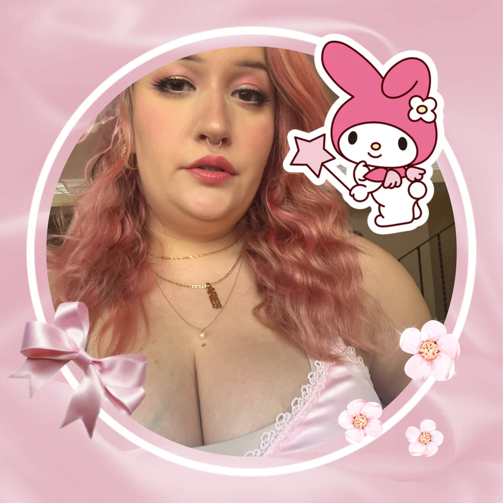 BDAY BABY 🎂 𝓡𝓸𝓼𝓮 👑's avatar