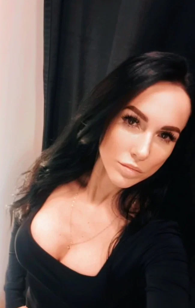 Julie's avatar