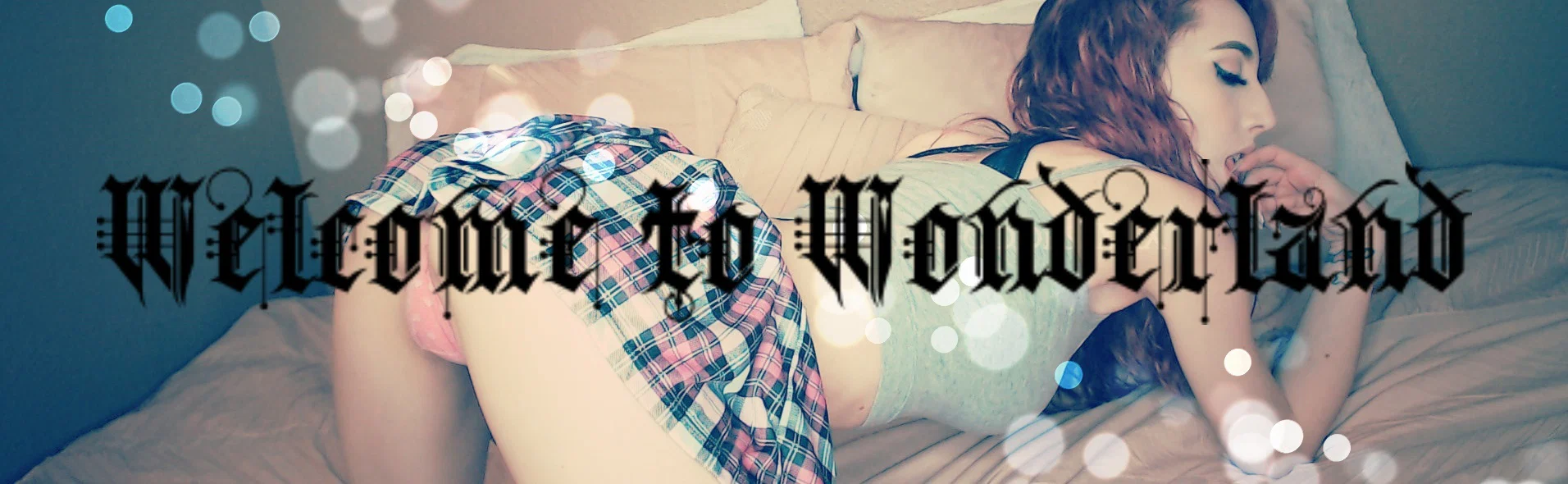 Alice🖤petite goth slvt🖤 profile banner