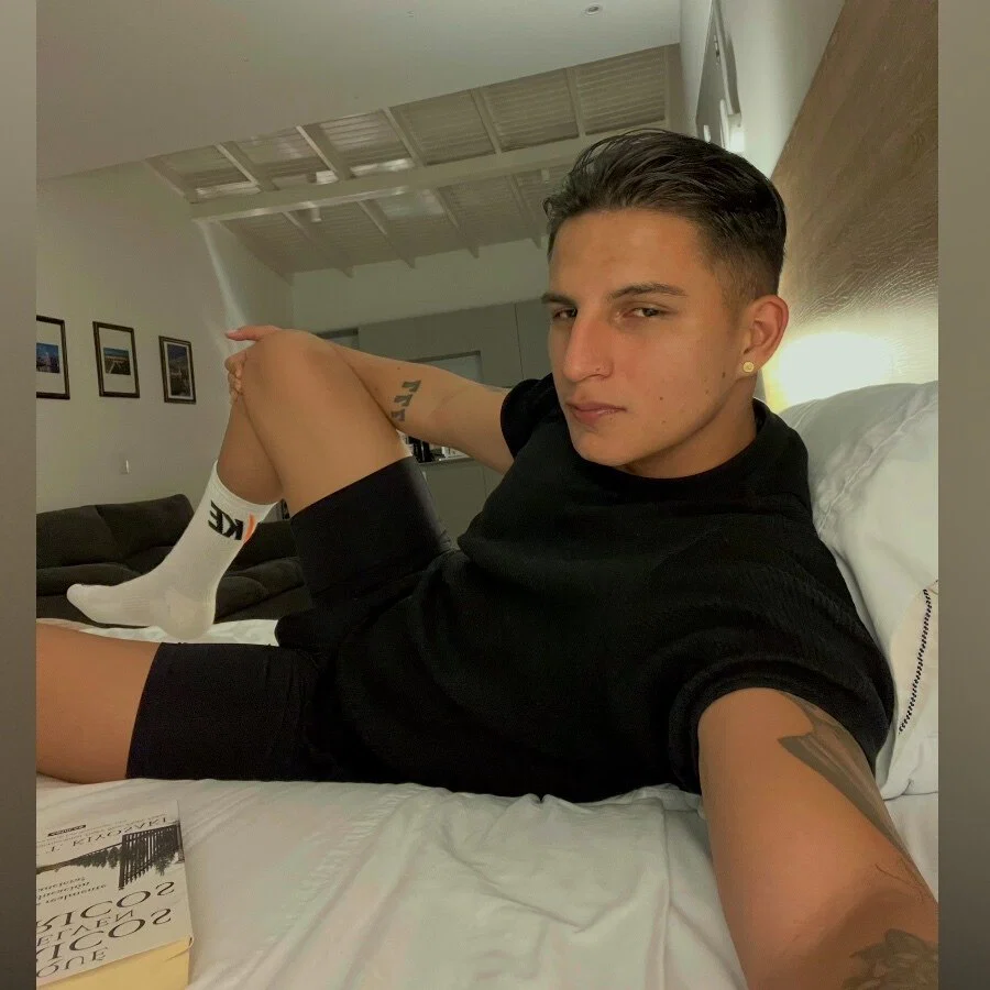 Andrés Nandez's avatar