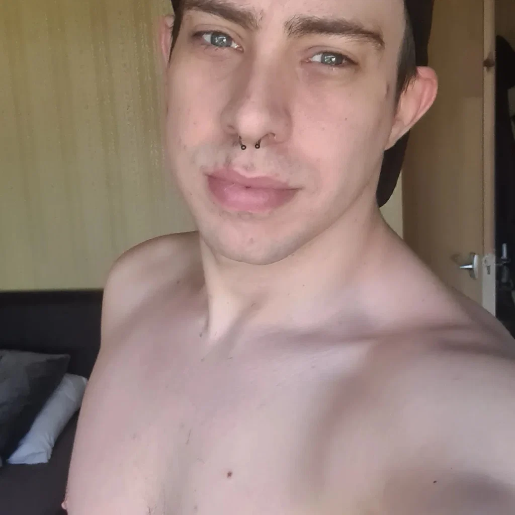 Ryan's avatar