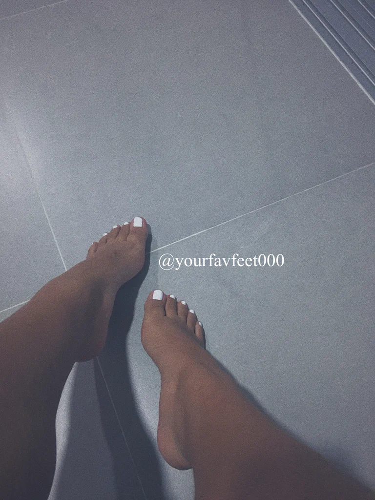 Feetexclusive's avatar
