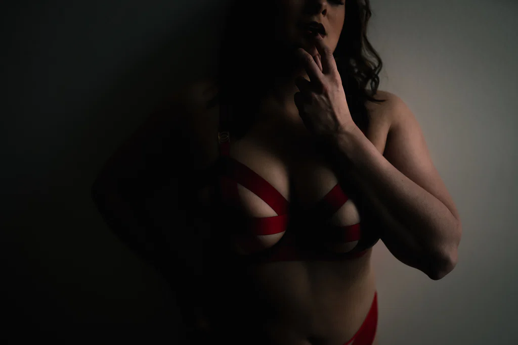 Dark Hair Vixen's avatar