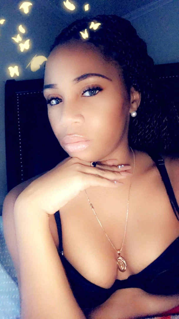 Amya Riley profile banner