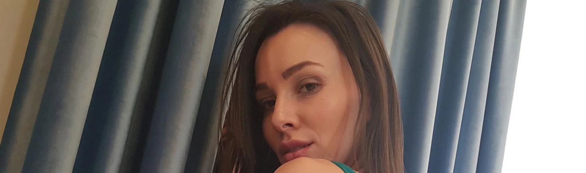 Adel Morel (Olivia Wye) profile banner