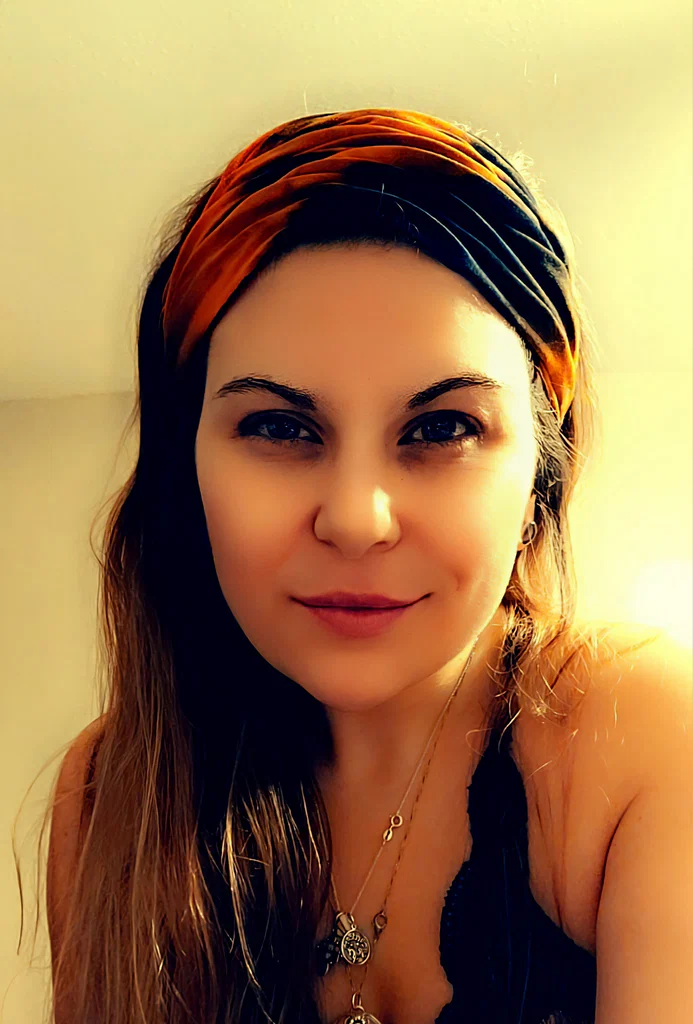 Hennessy (!'m @ B@n@n@Cre@mP!3)🧚‍♀️'s avatar